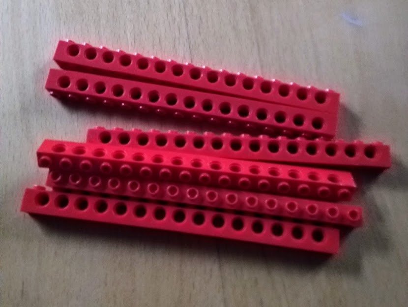 Lego Technik červená ID3703 - použité díly