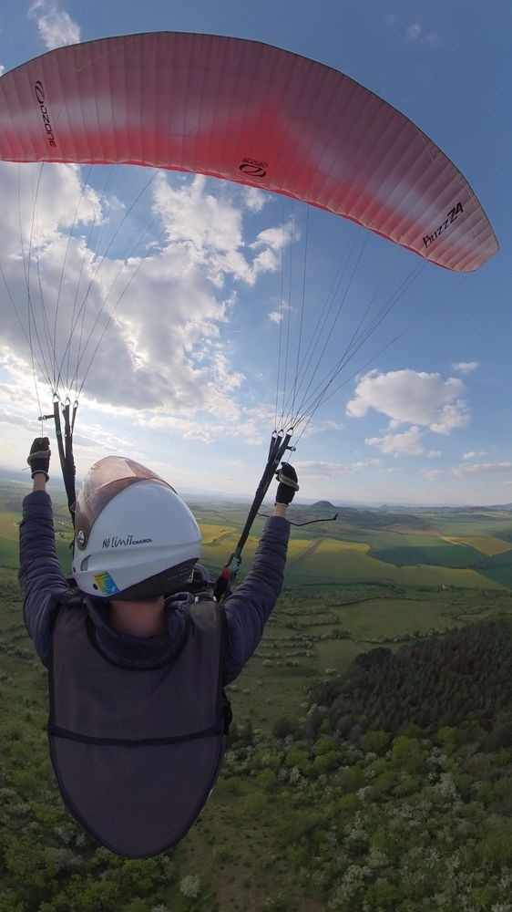 Ozone buzz z 4 paragliding křídlo
