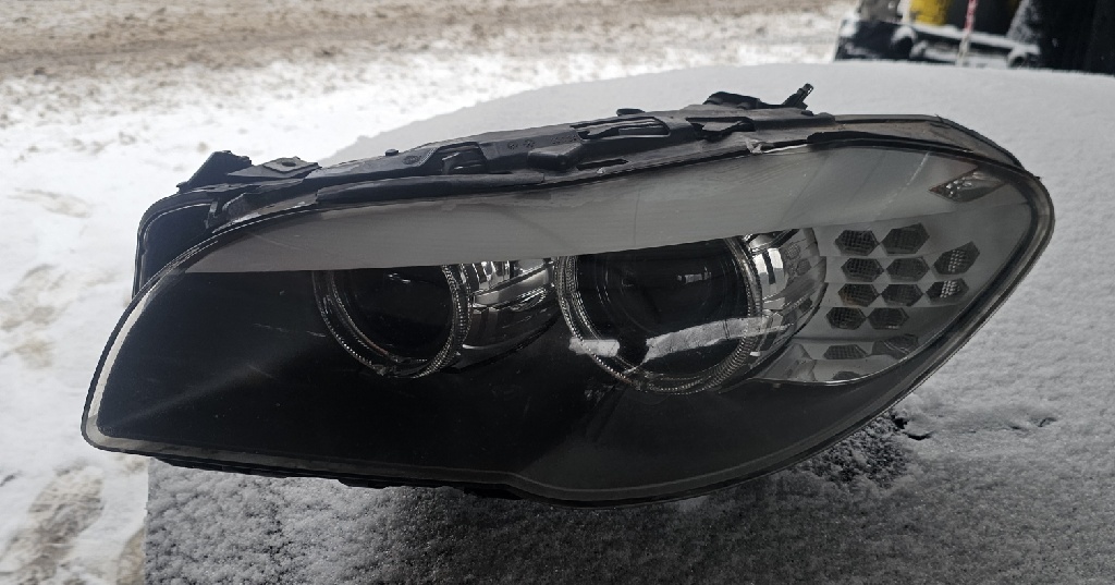 Bmw F10 kompletní xenonové světla