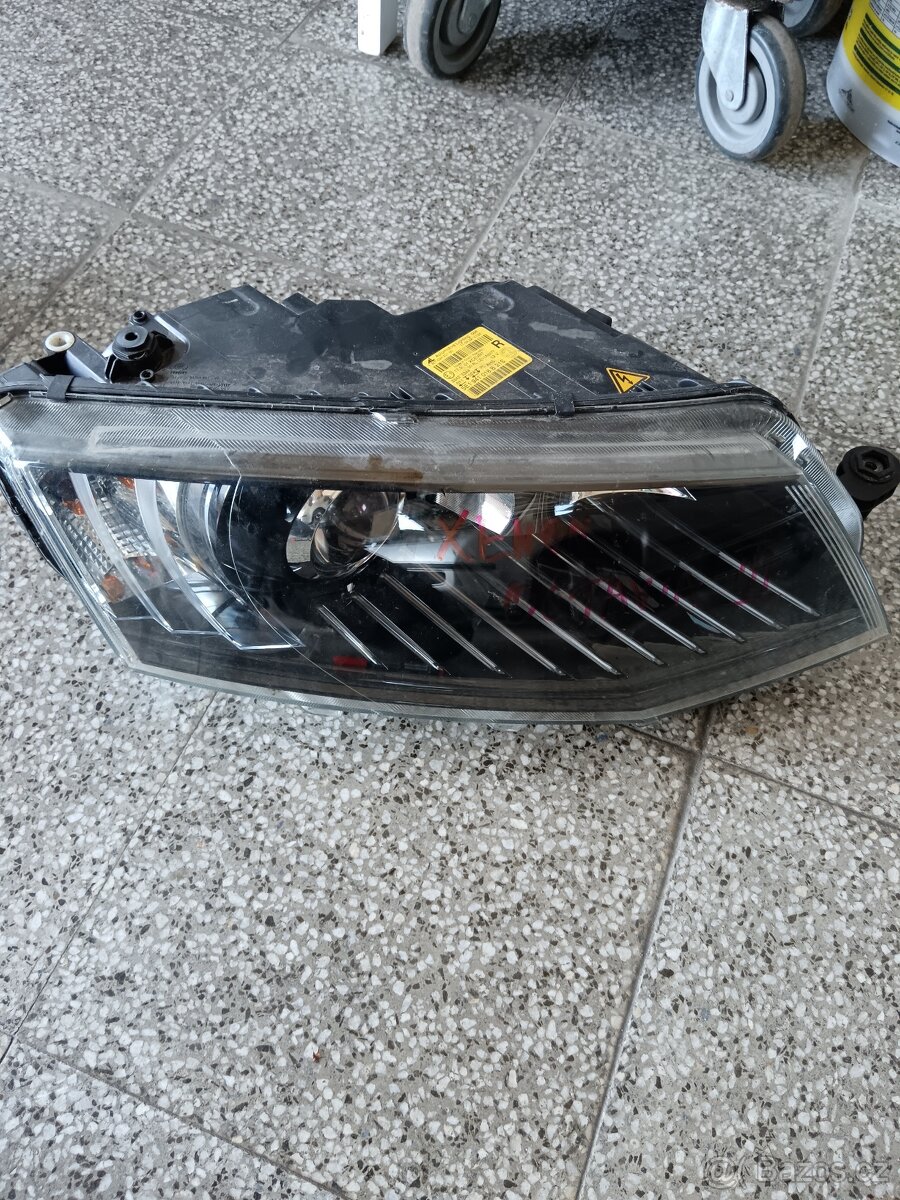 Světlo Octavia 3 PP