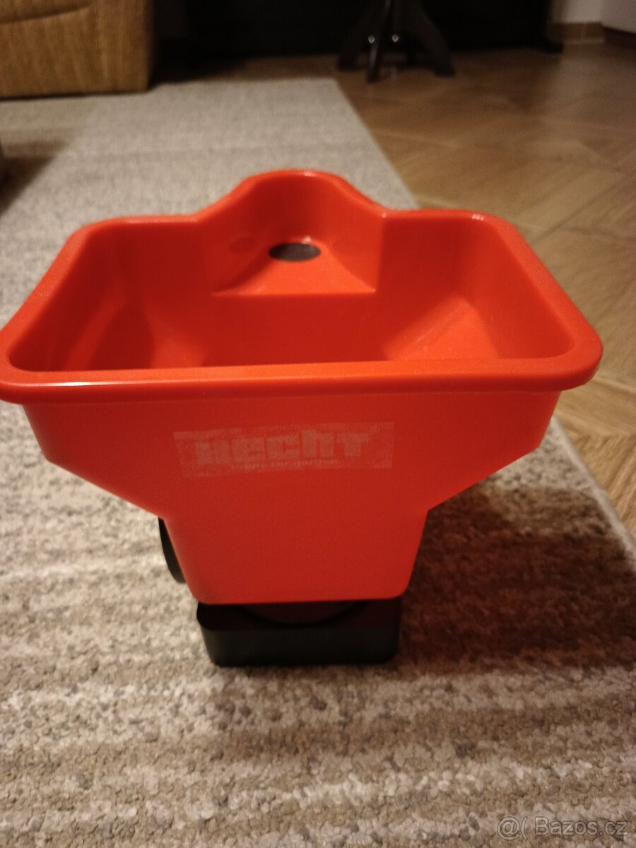 Rozmetadlo HECHT