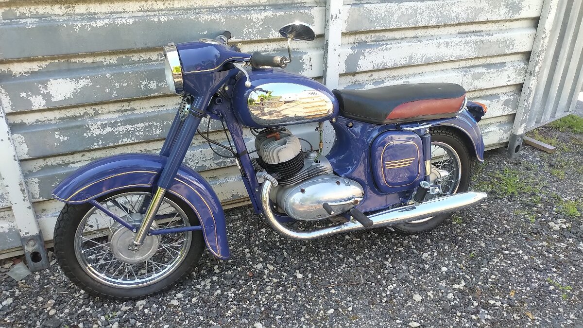 Jawa 350 nedokoncena renovace bez TP