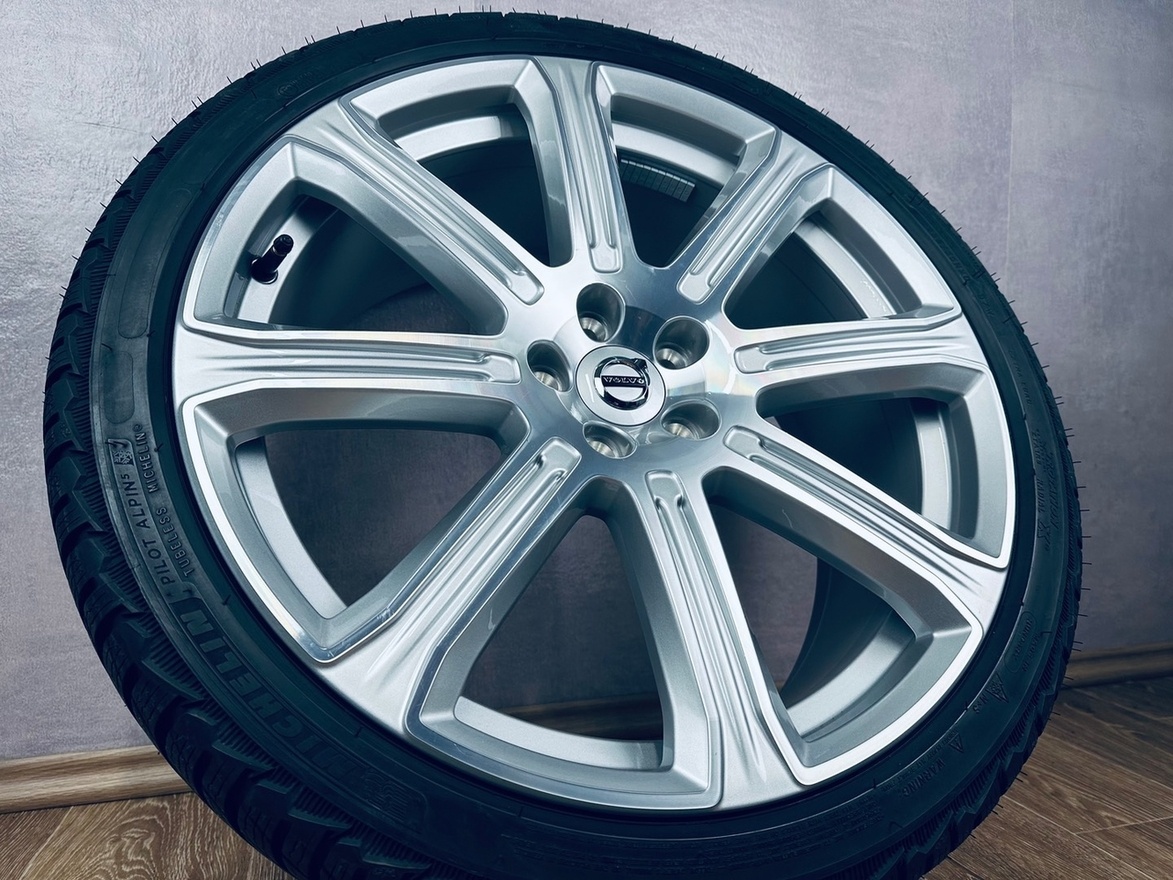Originál zimní kola R20 Volvo S90