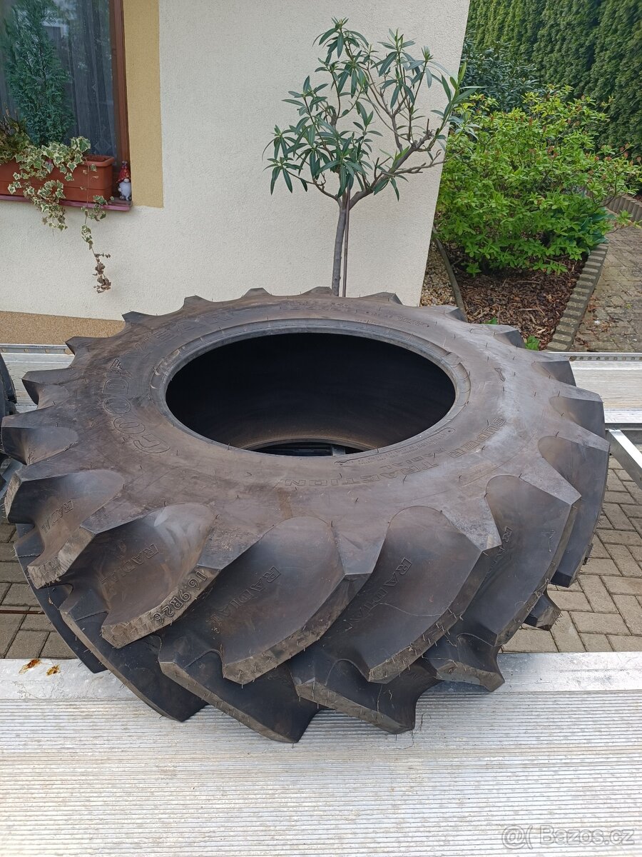 Pneu 16,9 R26 Goodyear