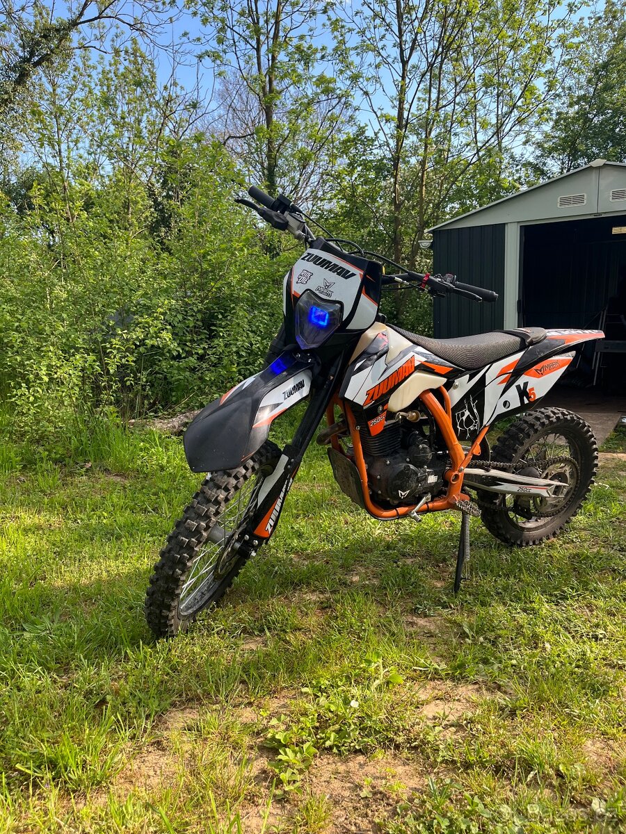 Pit bike 250