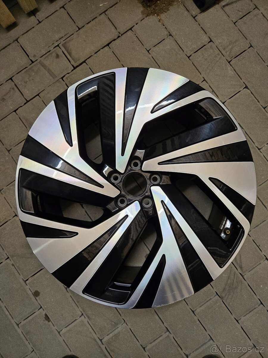 Originální alu kolo VW ID.4 21" Narvik