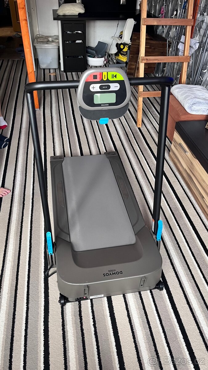 Bežecký pás DOMYOS W500