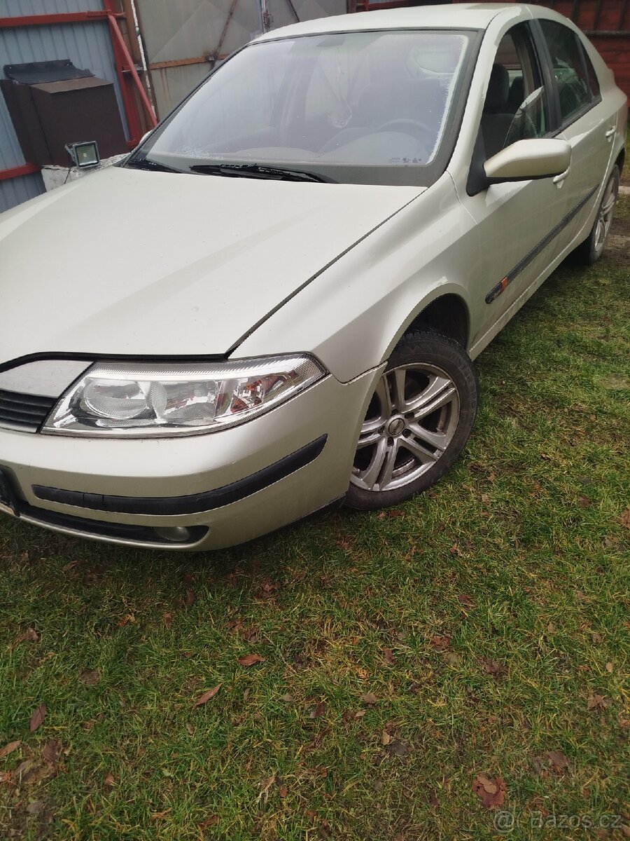 Renault laguna 1.8 benzín 2003