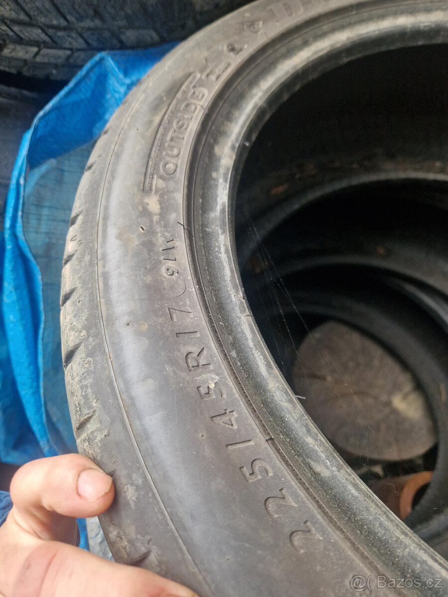 Dunlop 225/45/17
