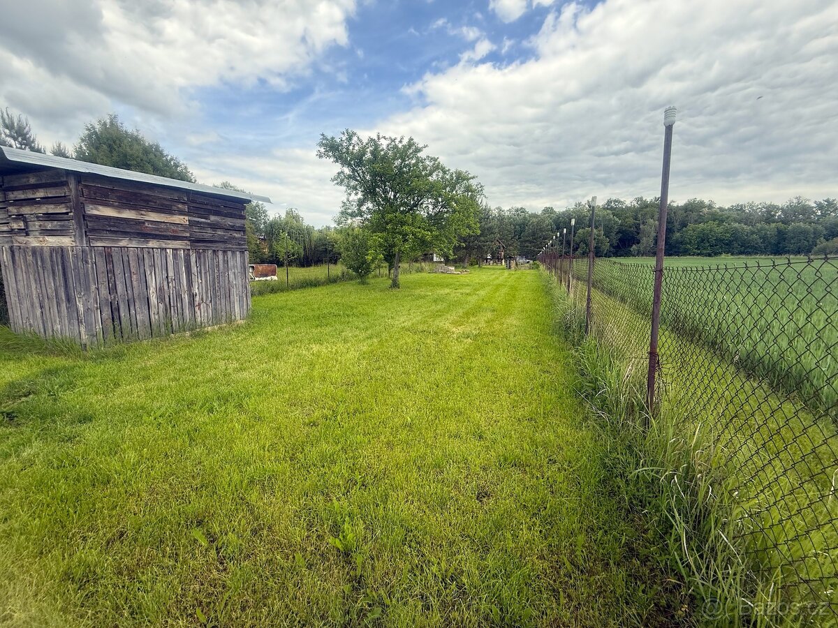 Prodej pozemky - zahrady, 980 m2 - Louny, ev.č. 00666
