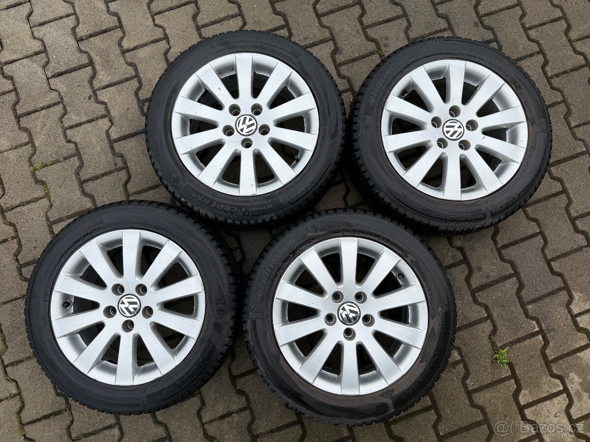 VW - originál alu kola 16" - zimní pneu 6mm