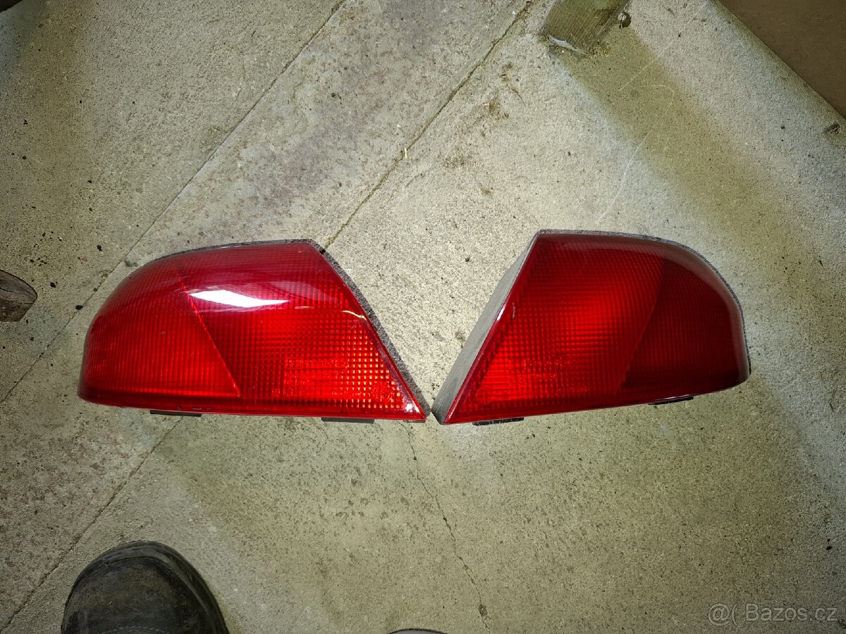 Alfa romeo 166 zadní blinkry