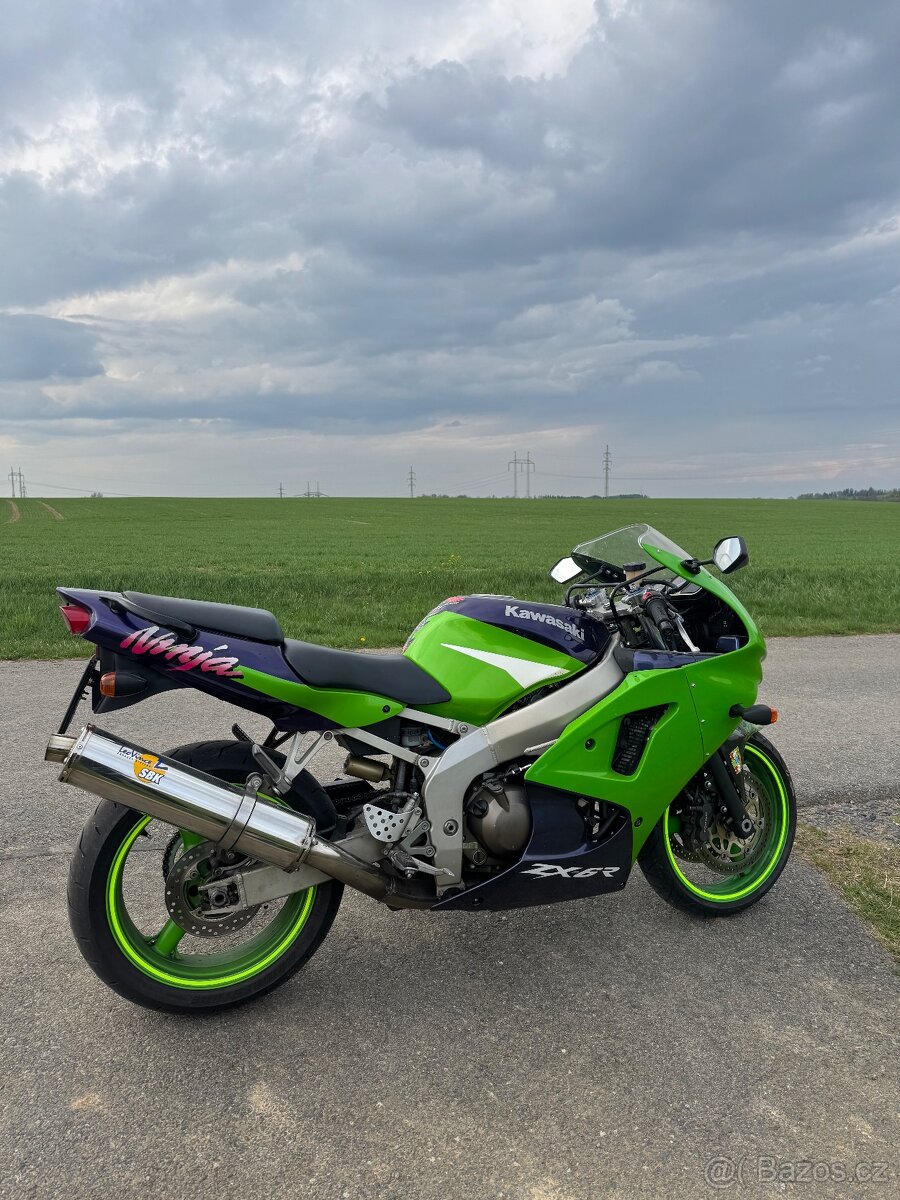 Kawasaki zx6r ninja