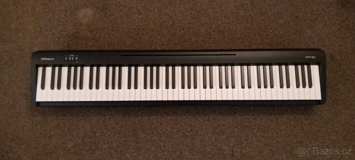 Roland FP - 10