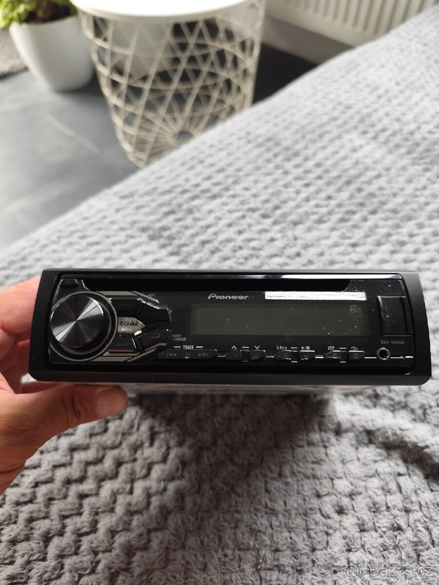 Autorádio PIONEER DEH-1800UB