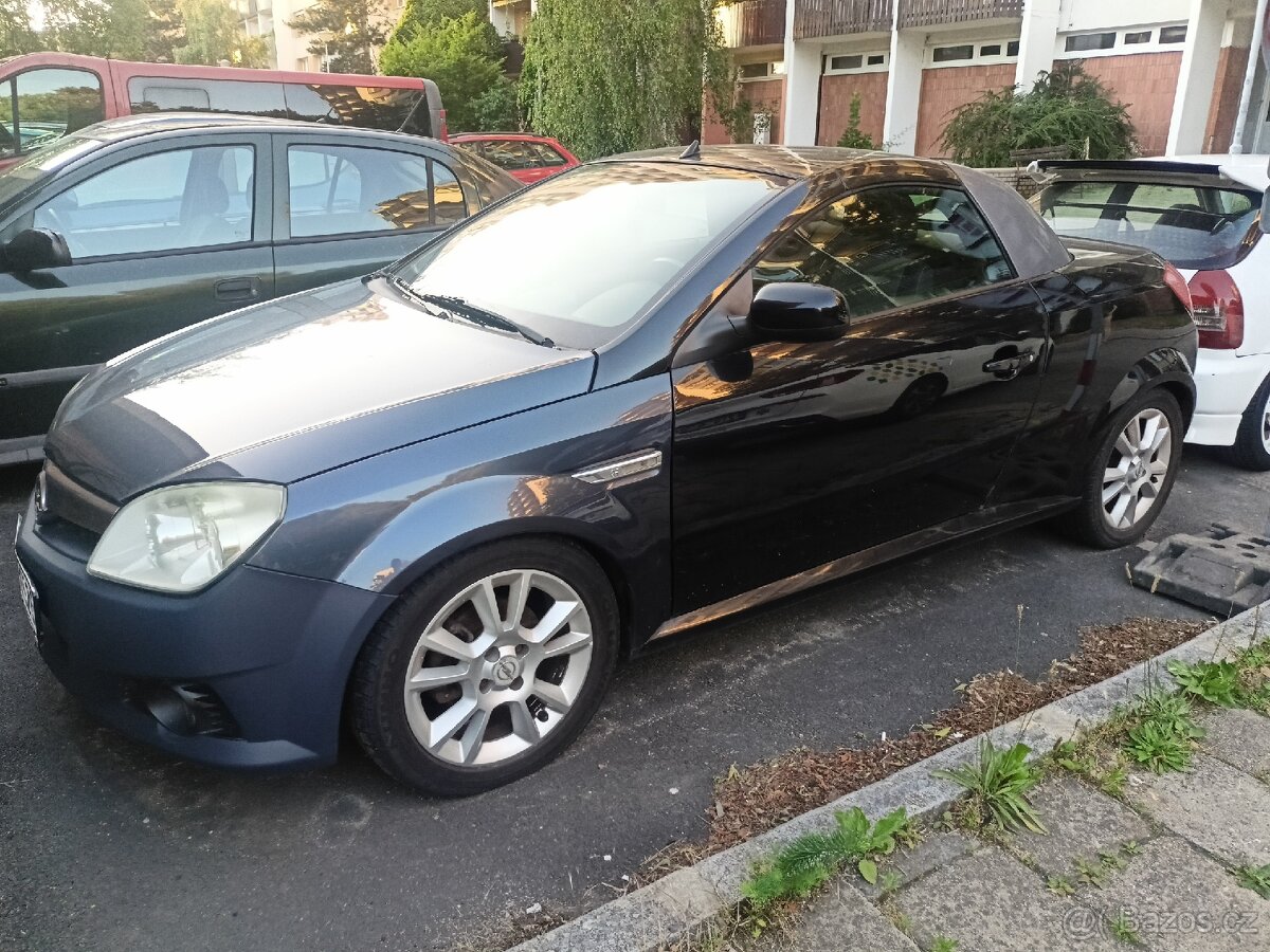 Opel Tigra twin top 1.8