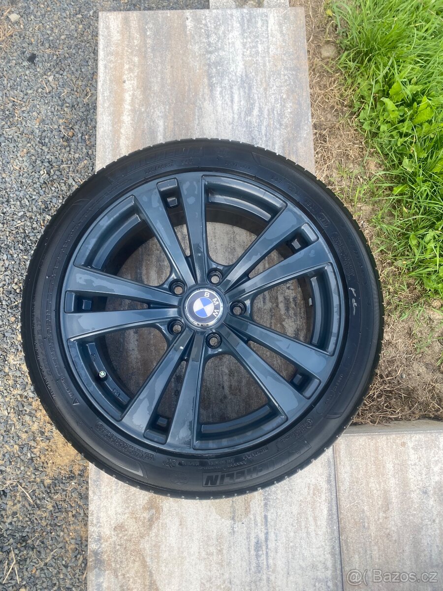 Originál kola BMW r17