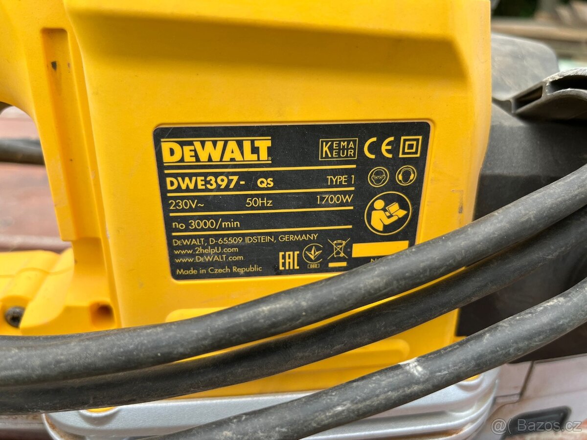 DeWALT Alligator pila 430 mm, na cihly