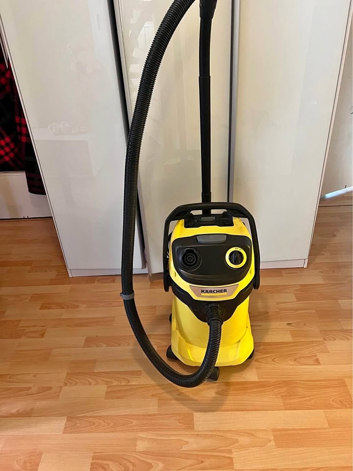 Vysavač Kärcher WD 5 mokro-suchý 25L, 1100W