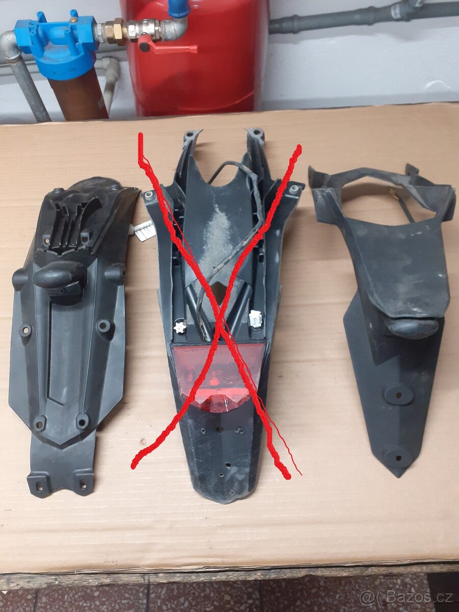 PODBLATNÍK (držiak ŠPZ) KTM HUSABERG