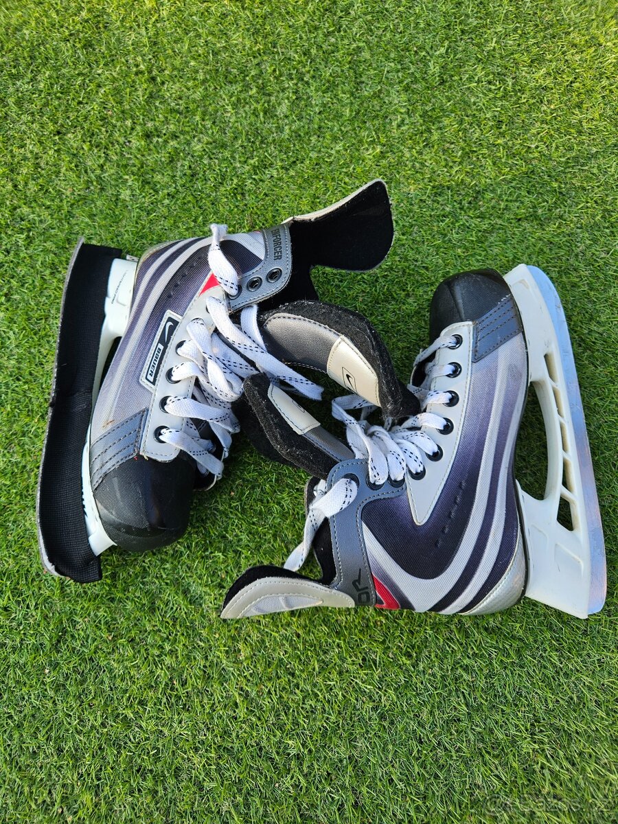 Hokejové brusle vel. 38,5