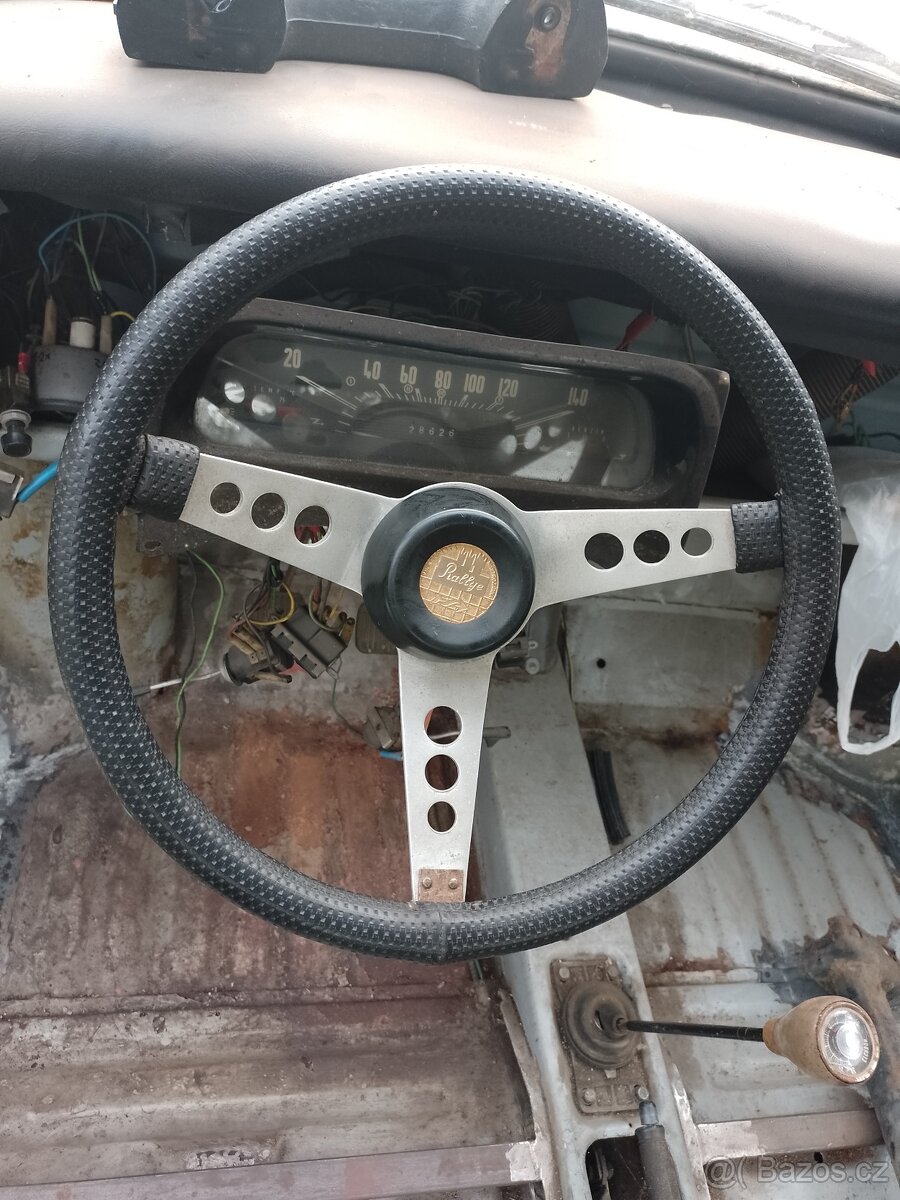 SPORTOVY VOLANT SKODA