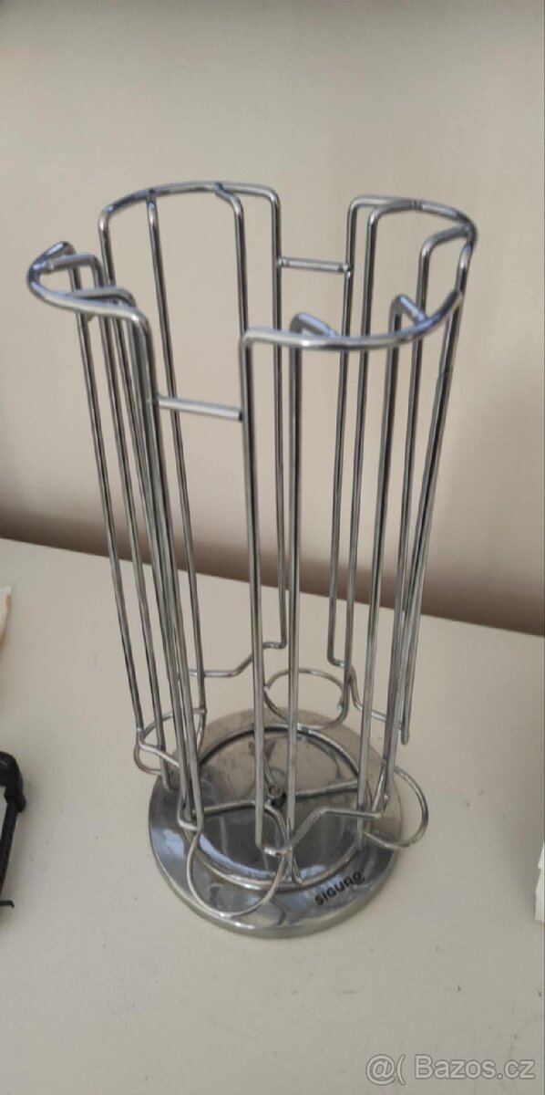 Stojan na kapsle Dolce Gusto