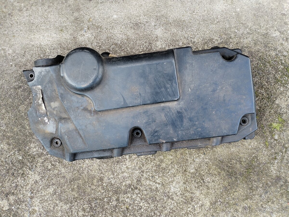 Vrchní kryt motoru Mercedes Vito W639