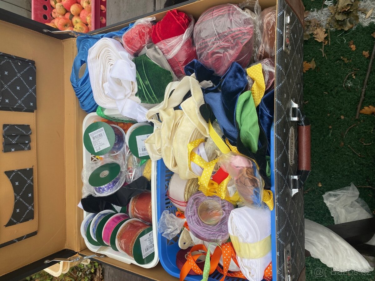 Stuhy mix - velké množství