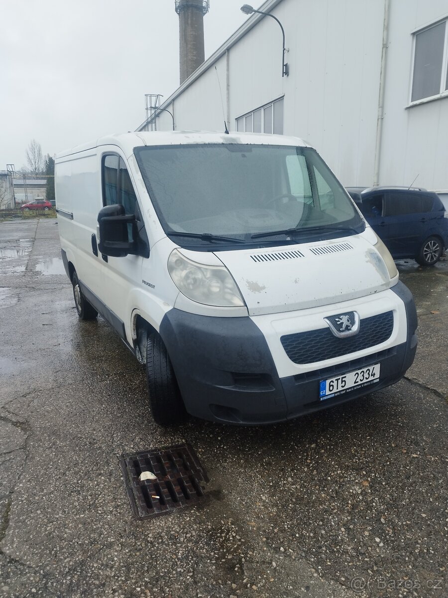 Prodám Peugeot boxer 2.2 74kw rok 2009