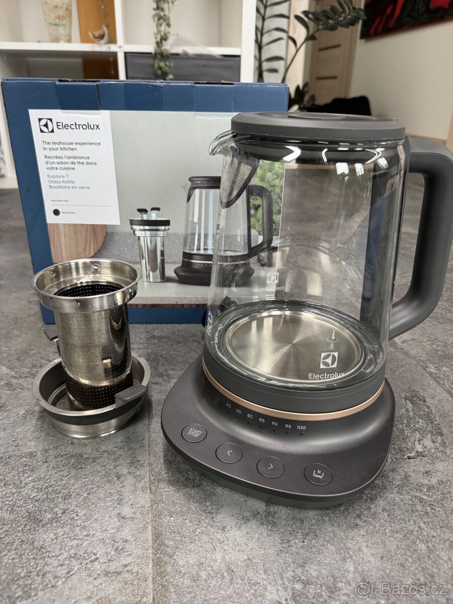 Rychlovarná konvice Electrolux