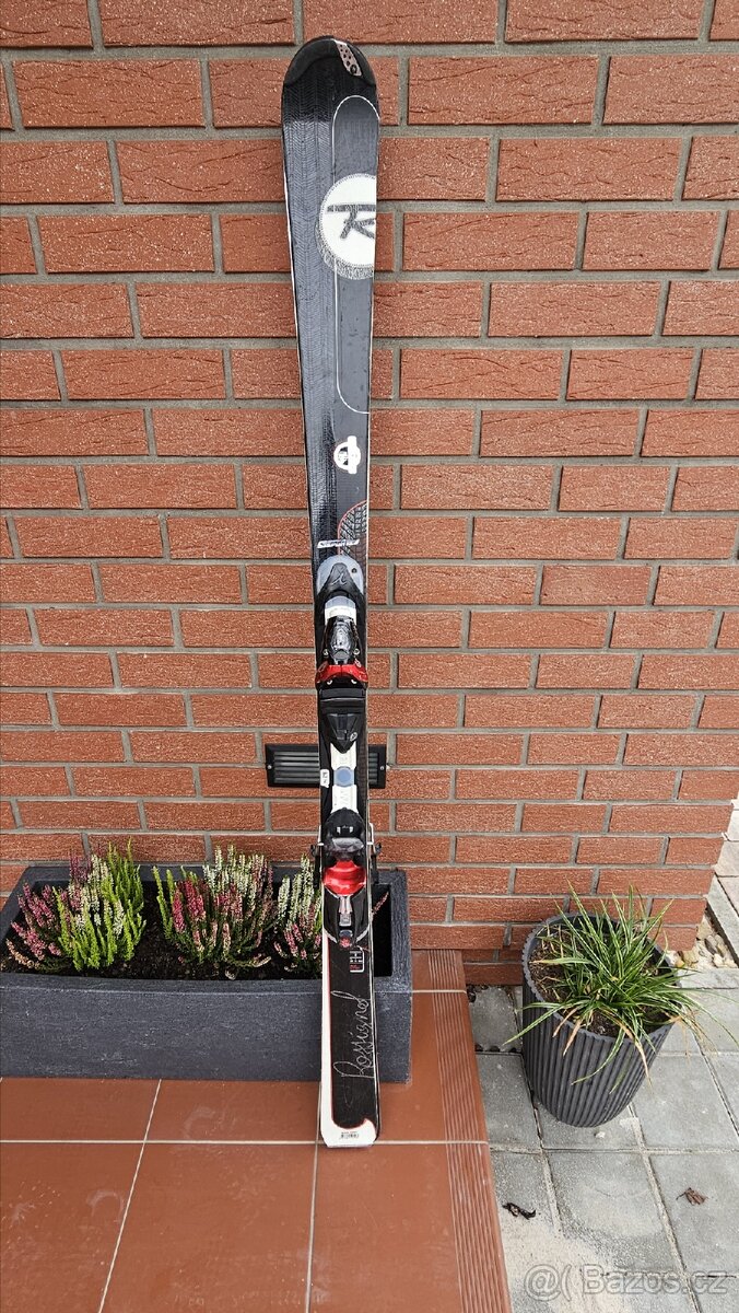 Rossignol dámské lyže 162cm