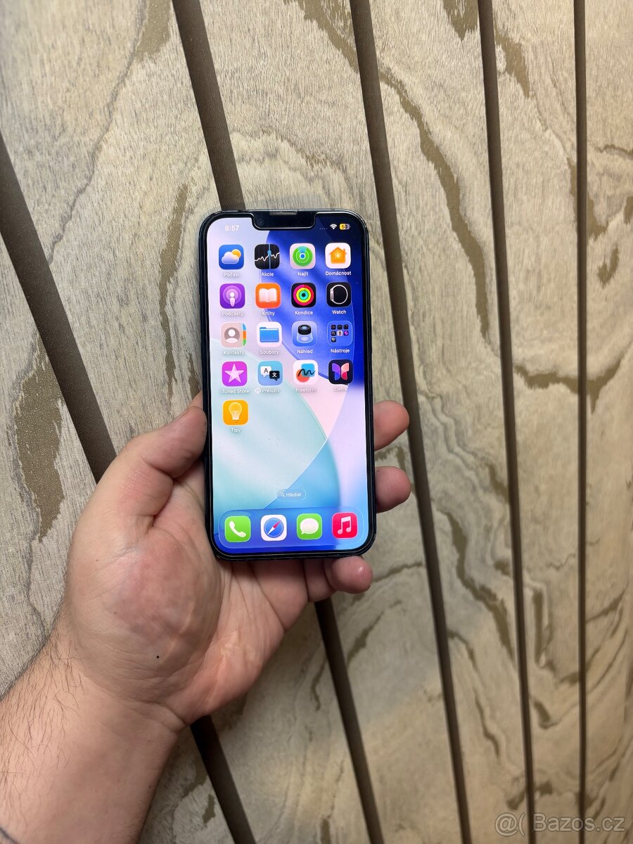 iPhone 14