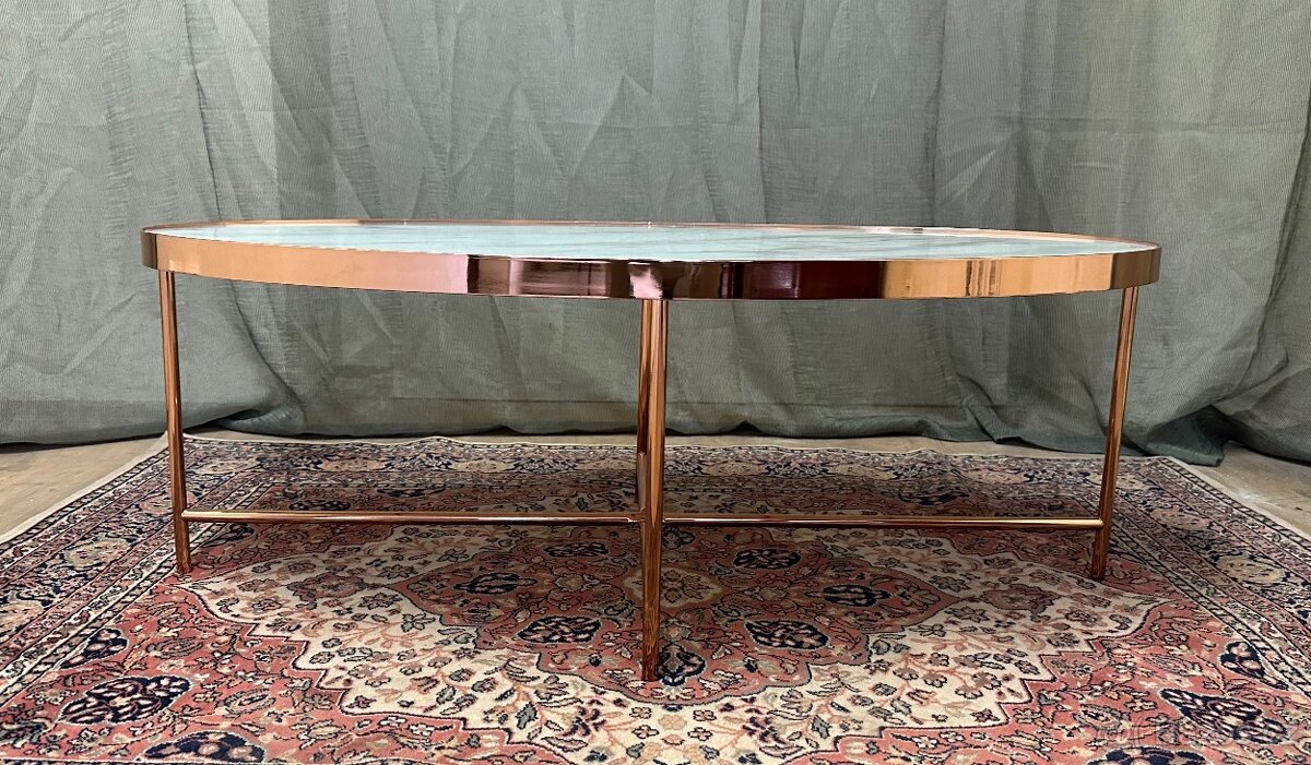 Konferenční stolek