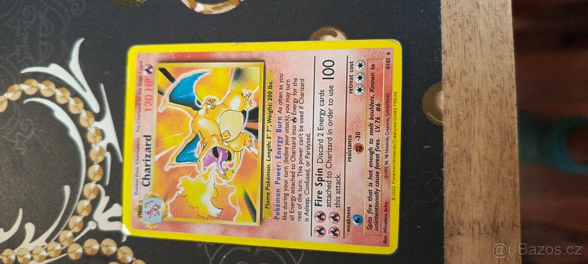 Pokémon charizard z roku 1995