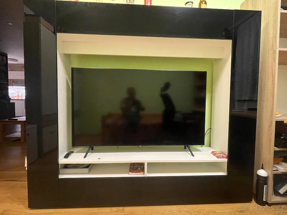 TV kabinet