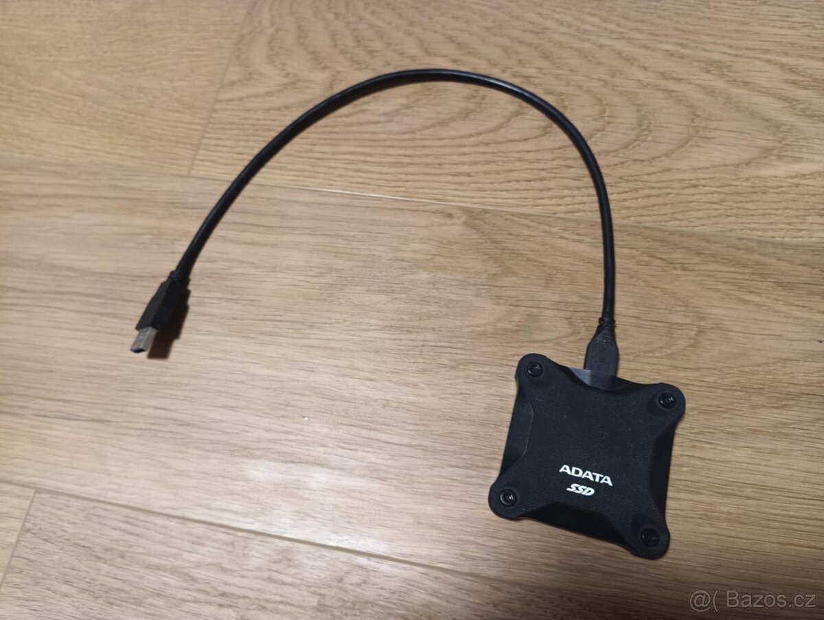 SSD externí ADATA 256gb DISK (plně funkční, již bez záruky)