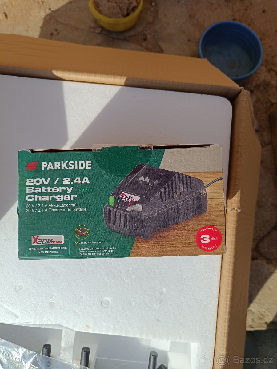 Nabíječka Parkside 2.4A