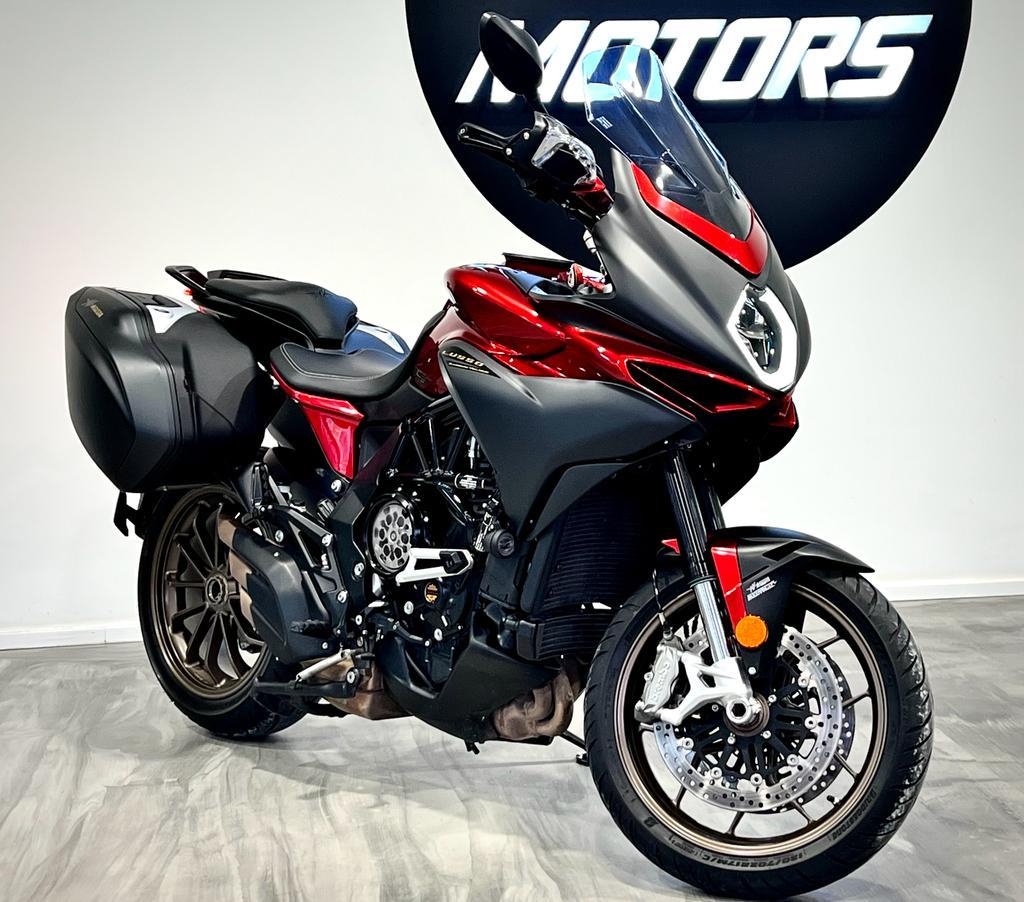 MV Agusta Turismo Veloce Lusso SCS zaruka do 2026