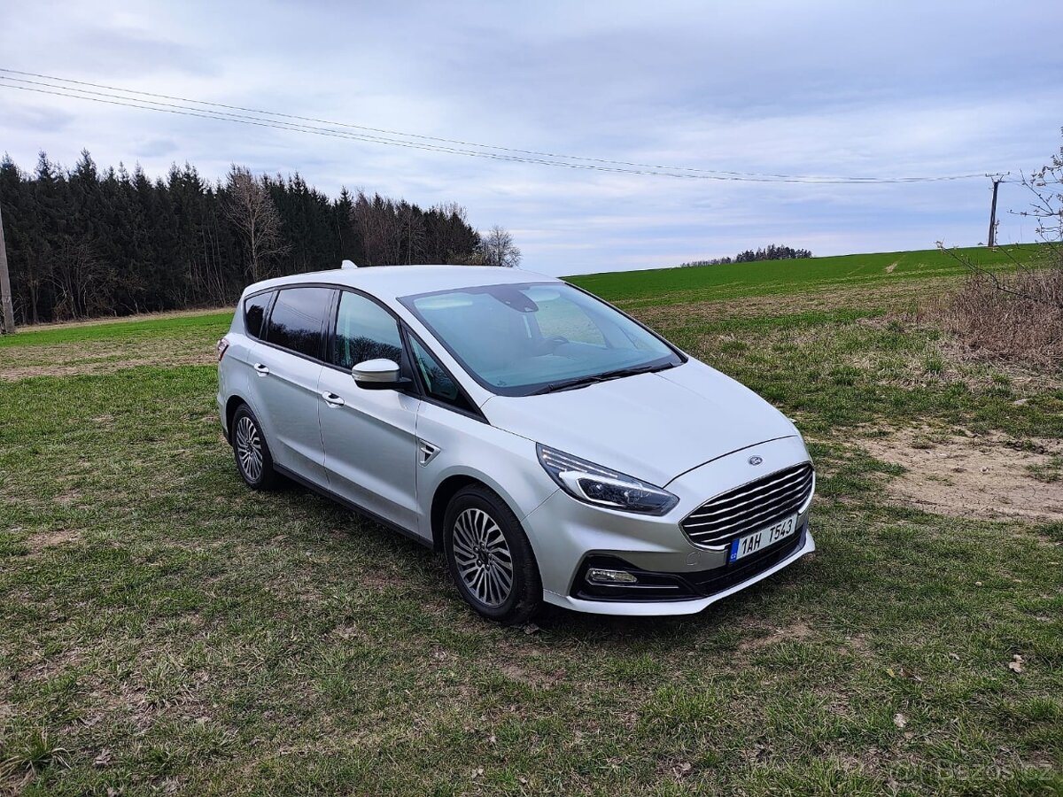 FORD S-MAX 110kW (150k) Diesel - stříbrná metal. R.V. 2021