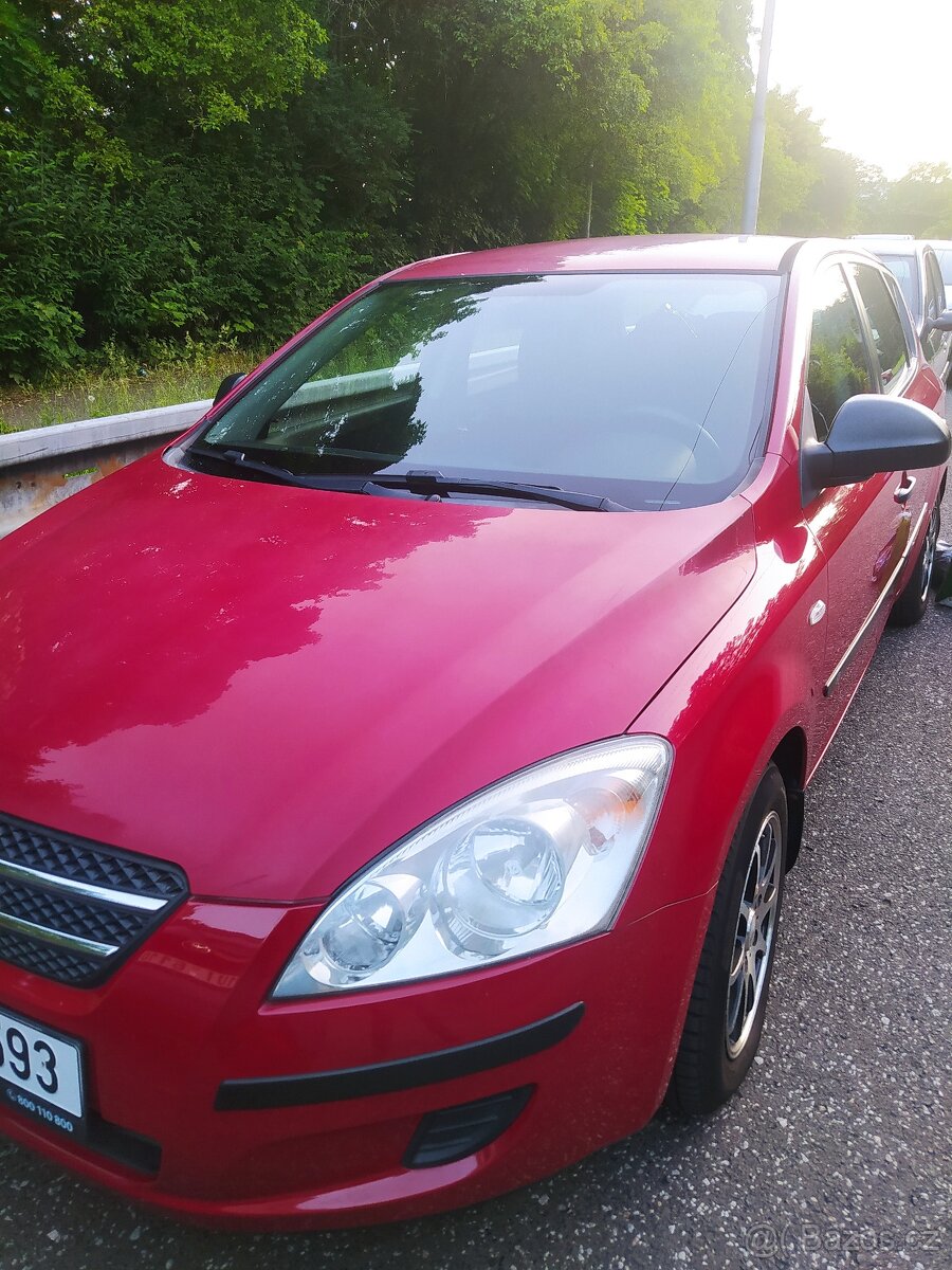 Prodám Kia Ceed