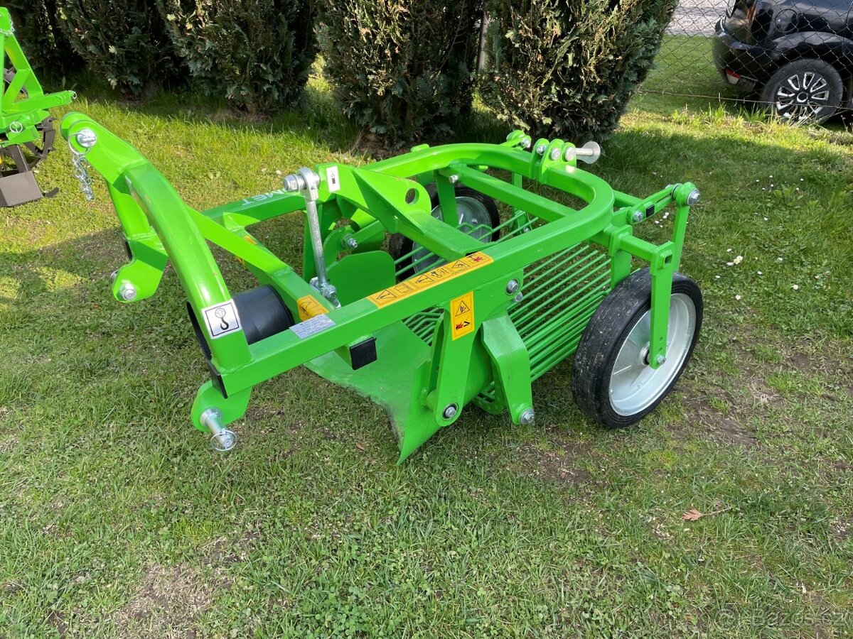 Vibrační vyoravac Bomet Ursa za traktor