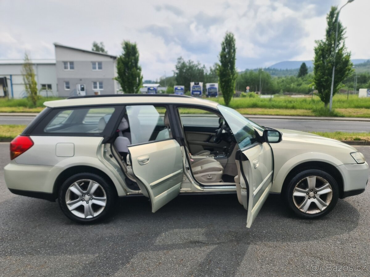 SUBARU LEGACY OUTBACK 3.0 180-KW 4x4 AUTOMAT STK 12/2025