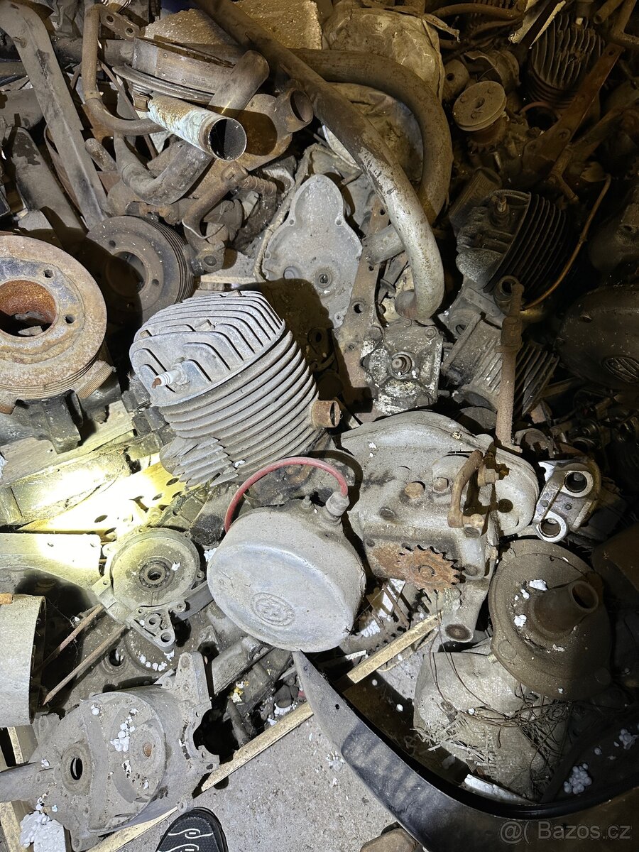 Čz 250 Sport - motor