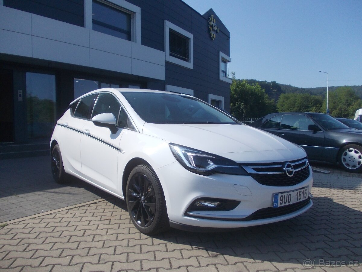 Opel Astra, 1.4T 92KW ČR,SERVIS,NAVI
