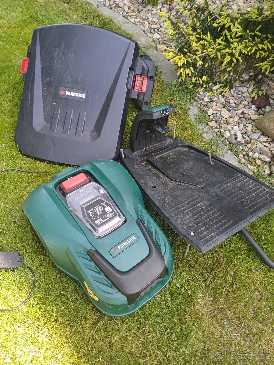 Robotická sekačka Parkside