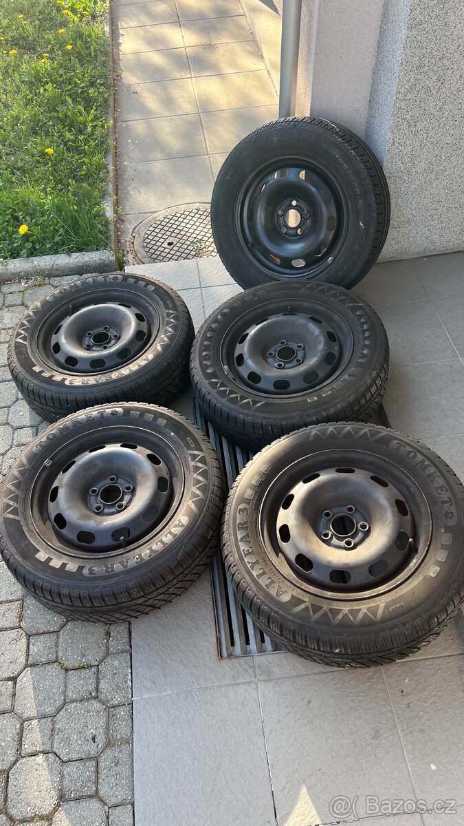 4x kola 15 + pneu celoroční