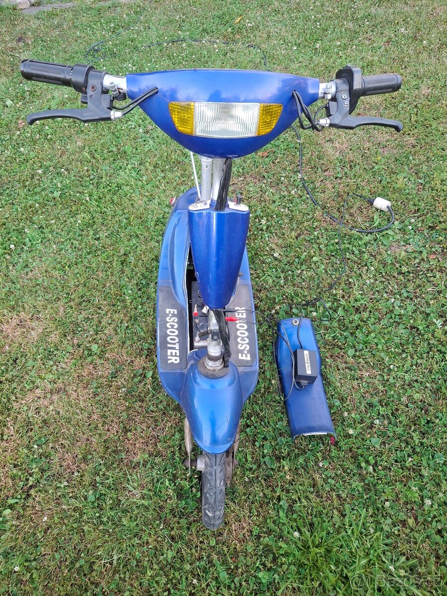 E-SCOOTER