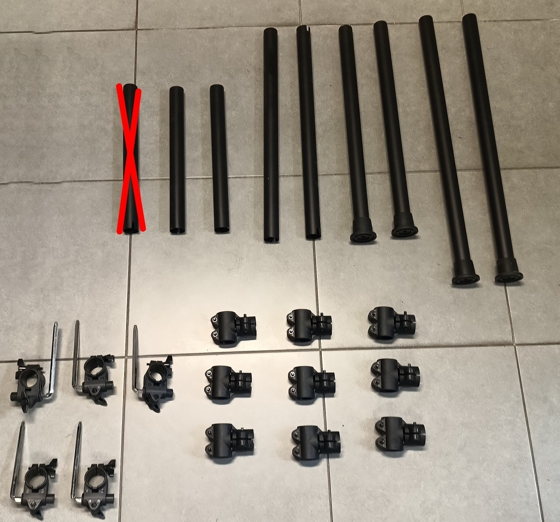 čierne trubky, rúrky, clampy, ramená na bicie