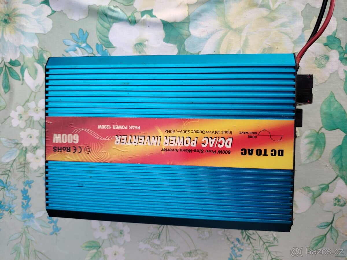 Měnič napětí 24V/230V 600W, CARSPA P600, čistá sinusovka